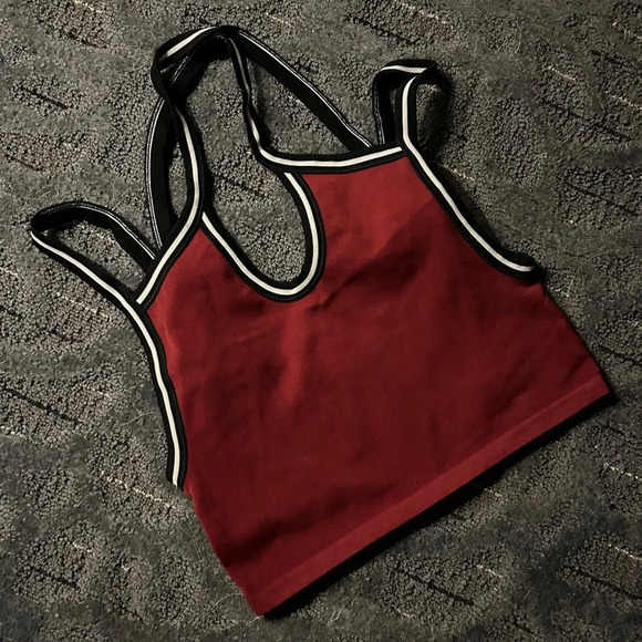Urban Outfitters Out From Under Seamless Keyhole Cropped Tank Top Burgundy Black - Picture 3 of 5